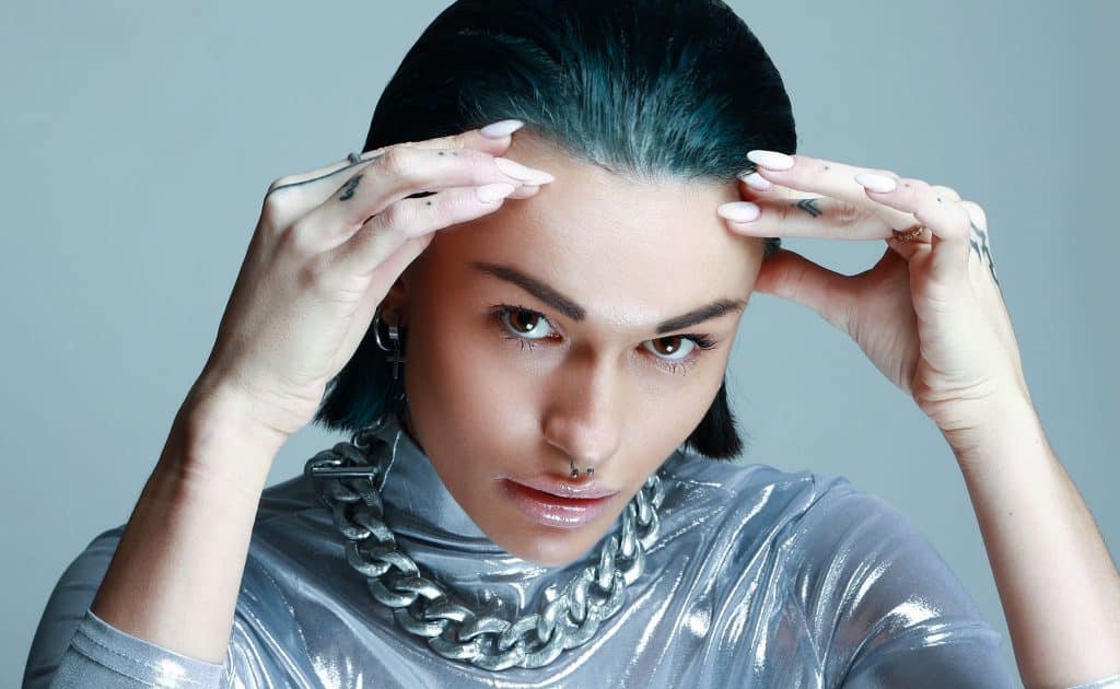 TASSERY vient de sortir son single "Introspection".