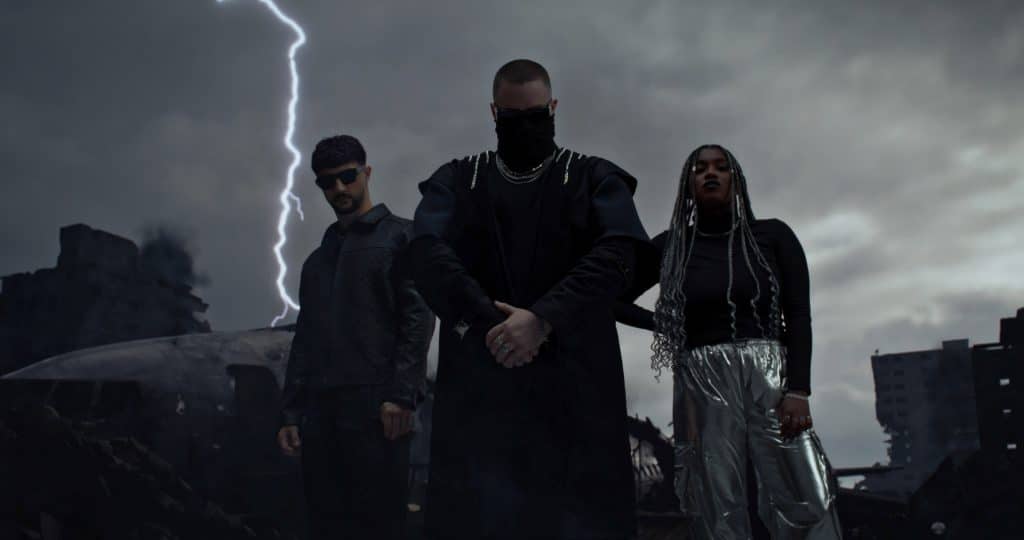 Shade., Damn Low et Umbree sur le tournage du clip "Mise en Scène", sorti ce vendredi 25 avril.
