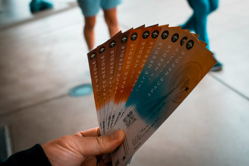 Le PDG de Live Nation a estimé que les billets de concert étaient "sous-évalués". Crédit : Andy Li / Unsplash
