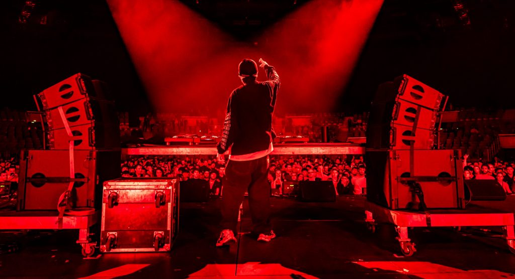 Vladimir Cauchemar lors de la Lovely XMAS Party 2024. Crédit : Pixeline