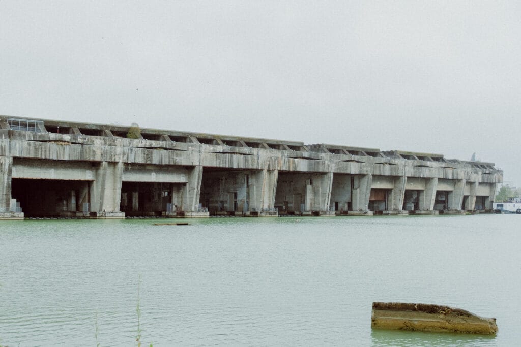 La Base sous-marine de Bordeaux accueil la nouvelle édition d'Isulia Festival. © Antoine Deguil