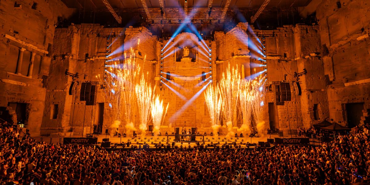 POSITIV Electronic Festival. © @YourWolfAgency