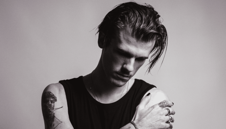 Le DJ et producteur français Leblanc a sorti un clip à couper le souffler, tourné dans une abbaye.