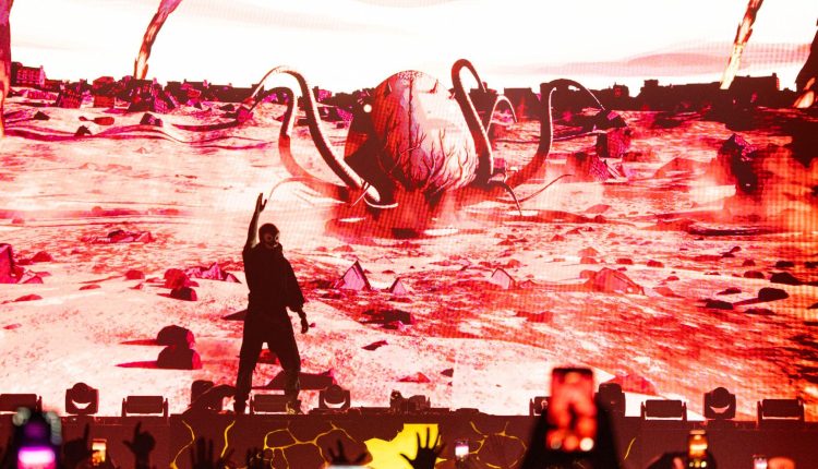 Le nouveau show de Naeleck.