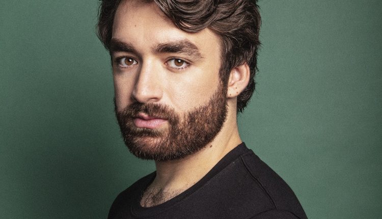 OliverHeldens_Presspic1_credit_cooperseykens