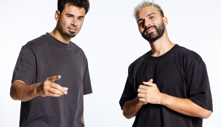 Press_pic_Afrojack_R3HAB_c_Frits_van_de_Clips