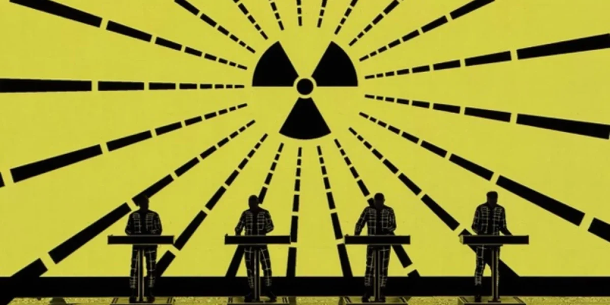 Le live de Kraftwerk avec, ici, en arrière plan, Radio-Activity.