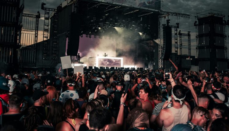 L'édition 2025 du festival Bonnaroo a été annulée dès le vendredi 13 juin. Crédits : Colin Lloyd / Unsplash