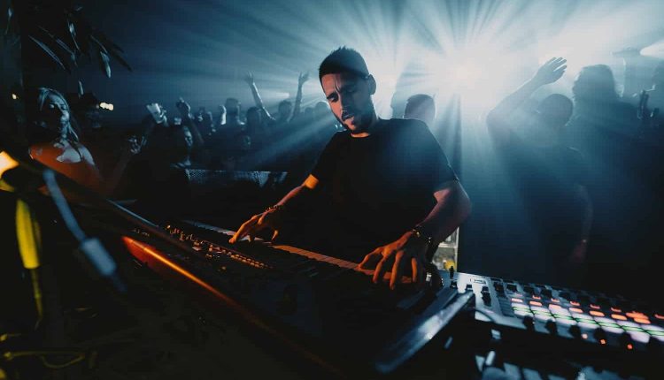 worakls_Pleinvrees_ADE_Thursday_Hungry_Music_192